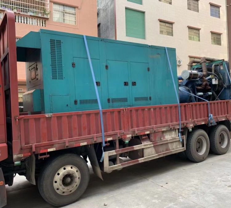 西区如何在不同负载率下确保 400KW 柴油发电机组的正常运行？