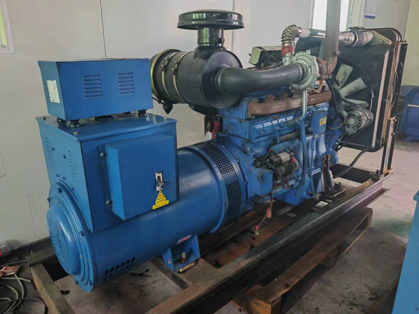 西区100kW柴油发电机组使用多级机油有哪些优缺点？